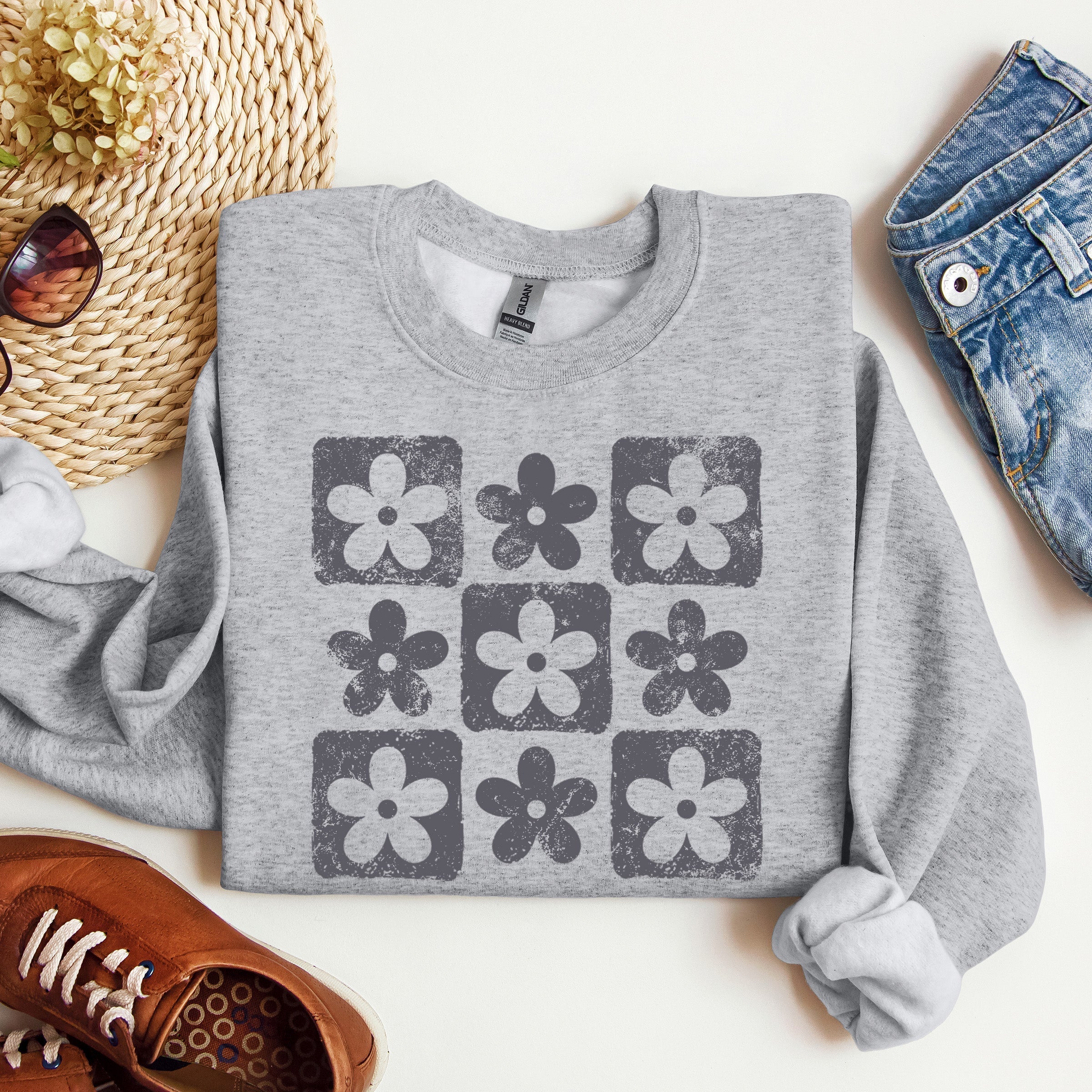 Retro Checkered Flowers Sweatshirt